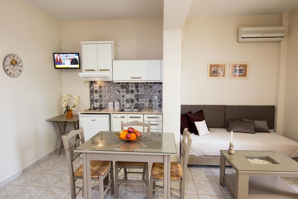 Dina Apartments Razata Экстерьер фото