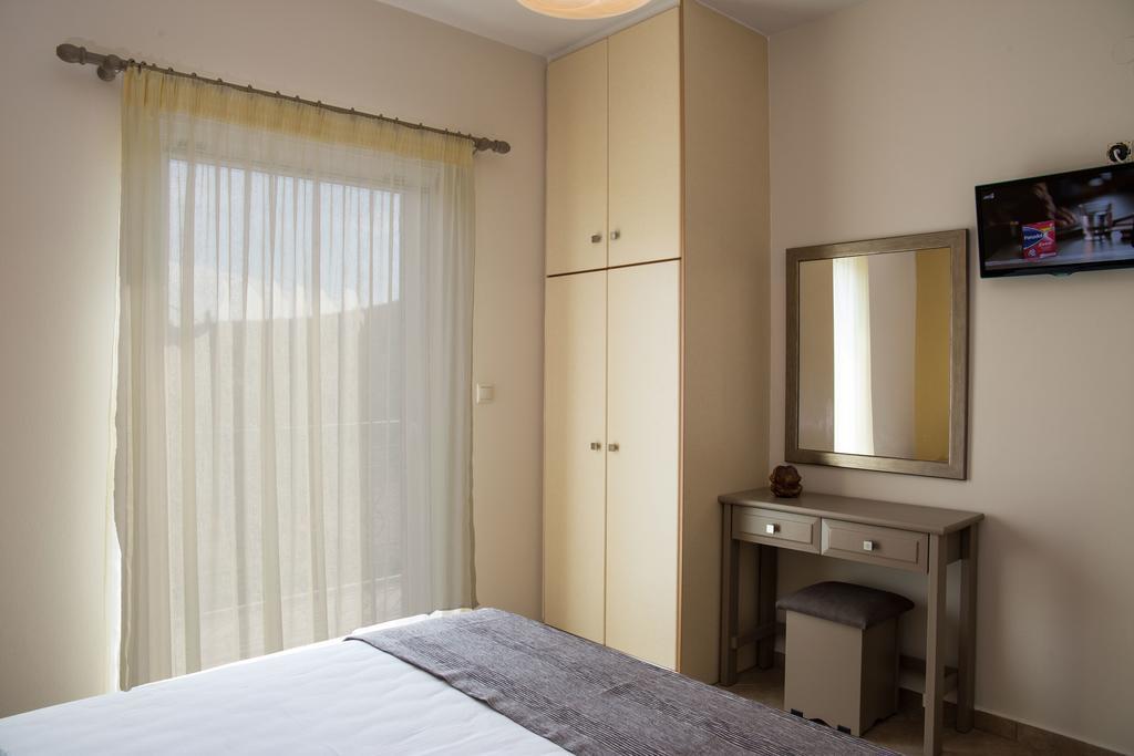 Dina Apartments Razata Экстерьер фото