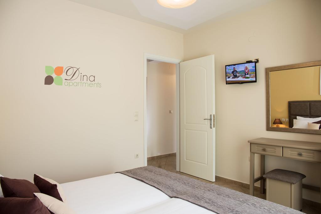 Dina Apartments Razata Экстерьер фото