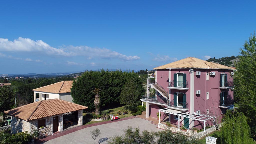 Dina Apartments Razata Экстерьер фото