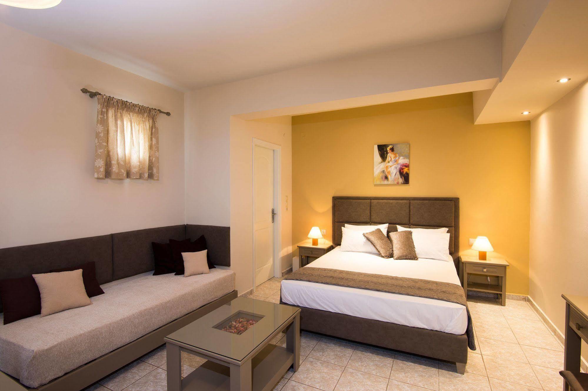 Dina Apartments Razata Экстерьер фото
